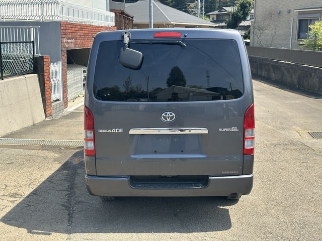 HIACE van 2WD