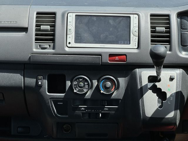 HIACE van 2WD