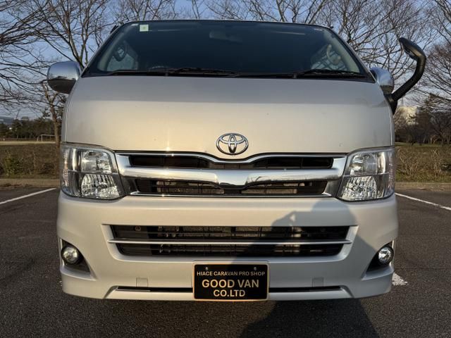 HIACE van 4WD