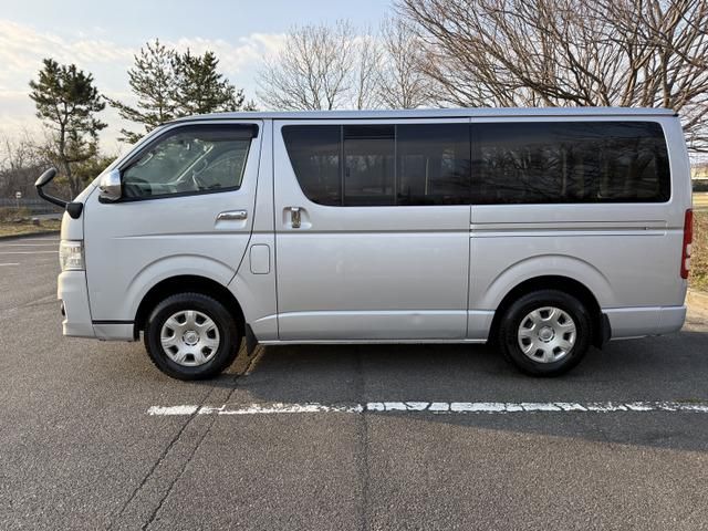HIACE van 4WD
