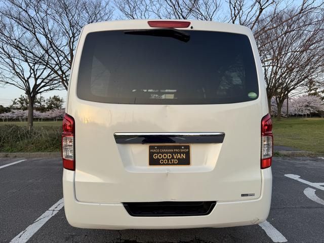 NV350 CARAVAN 4WD