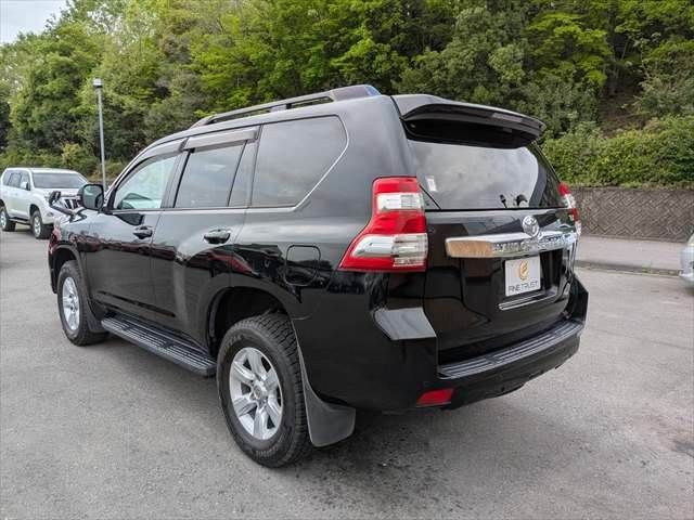 LANDCRUISER PRADO