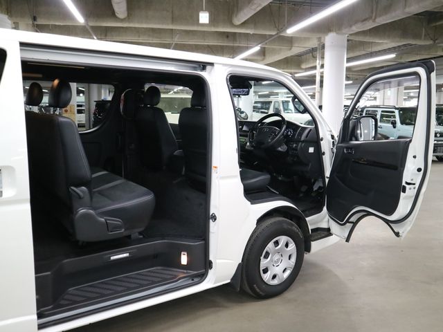 HIACE van 2WD