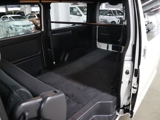 HIACE van 2WD