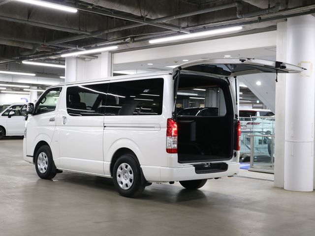 HIACE van 2WD