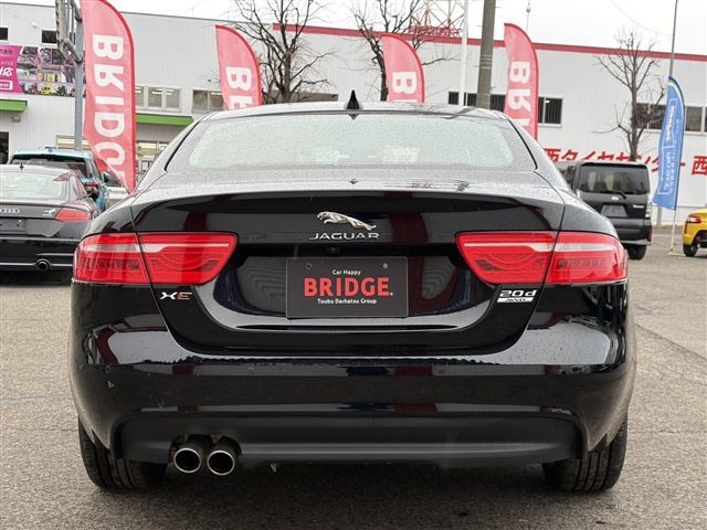 JAGUAR XEseries