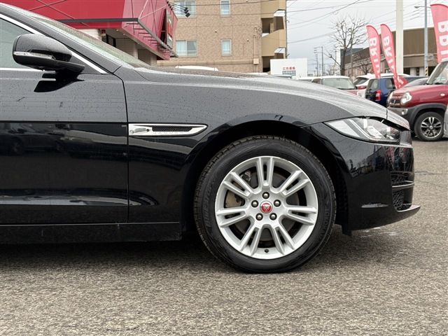 JAGUAR XEseries