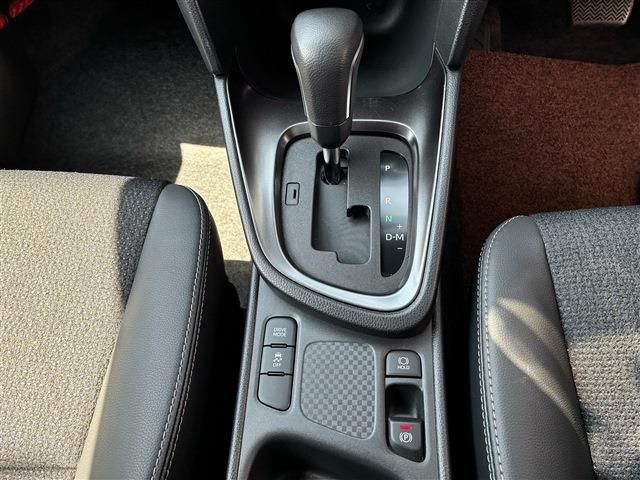 YARIS CROSS