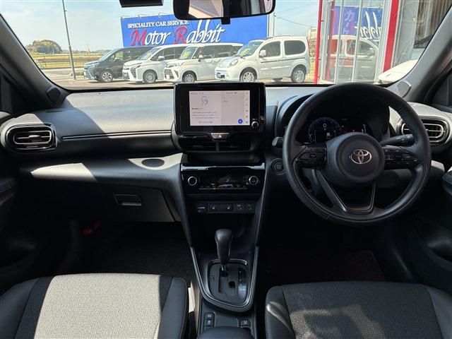 YARIS CROSS