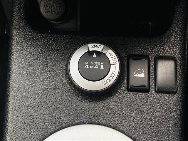 X-TRAIL 4WD
