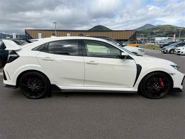 CIVIC hatchback