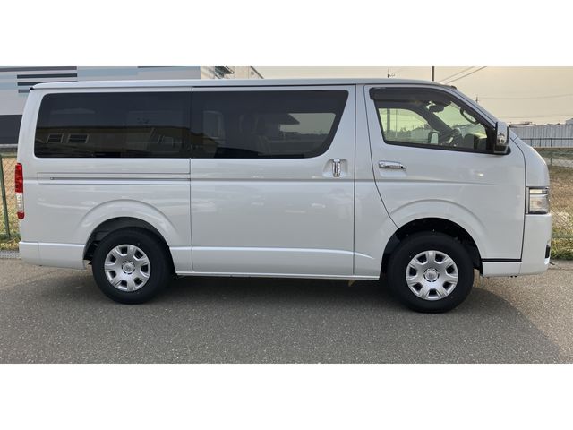 HIACE van 4WD
