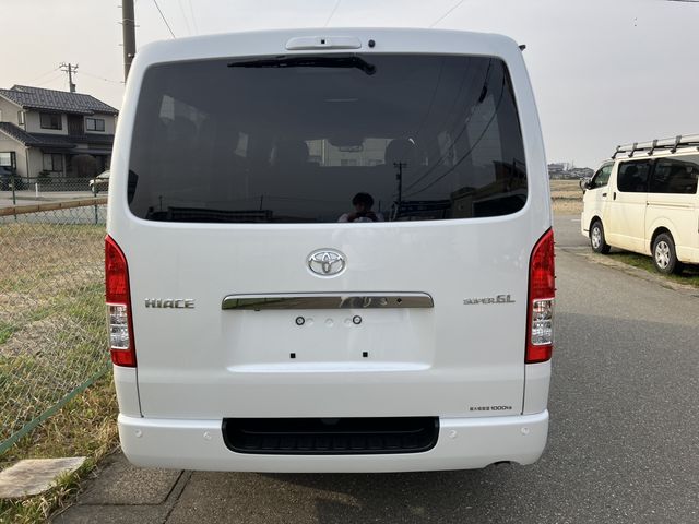 HIACE van 4WD