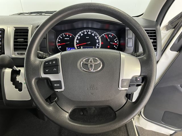 HIACE van 2WD