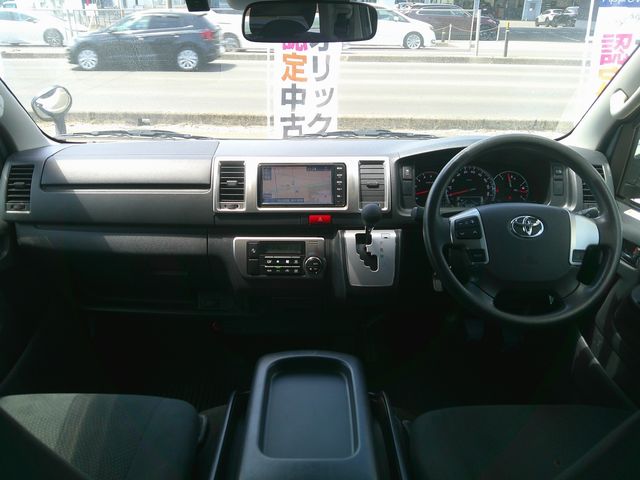 HIACE van 4WD