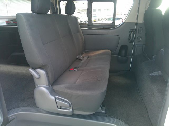 HIACE van 4WD