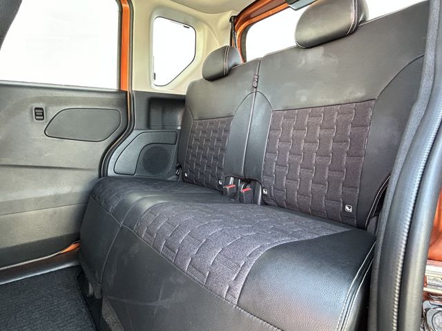 DELICA MINI