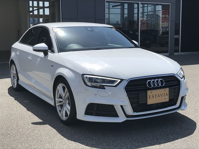 AUDI A3 Sedan