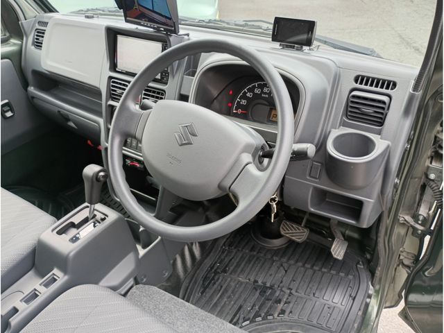 Super CARRY truck 4WD