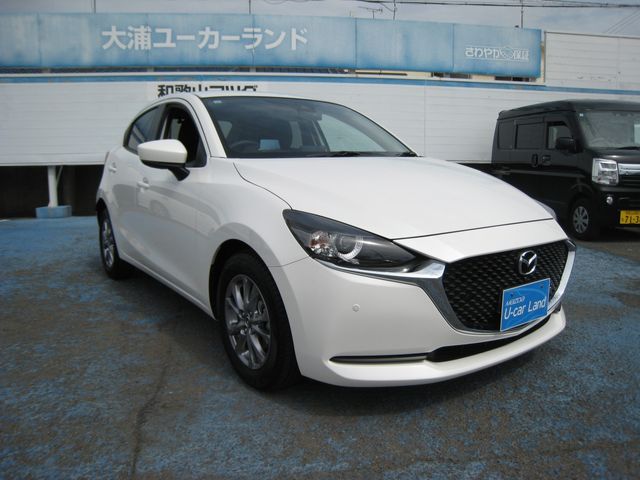 MAZDA2