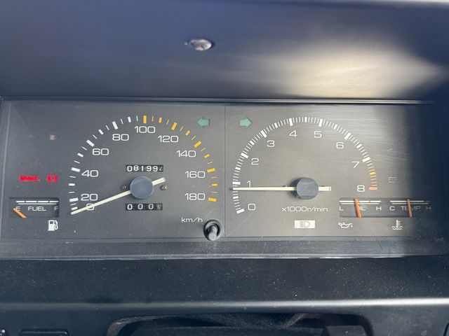 COROLLA LEVIN