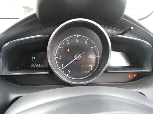 MAZDA2