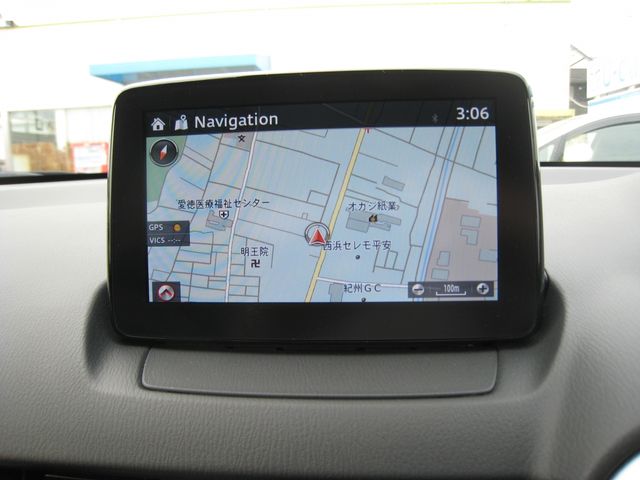 MAZDA2