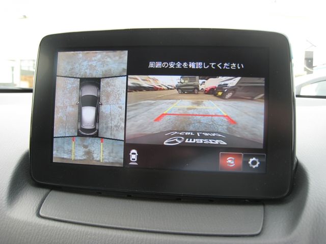 MAZDA2