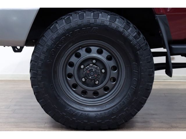 LANDCRUISER PICKUP