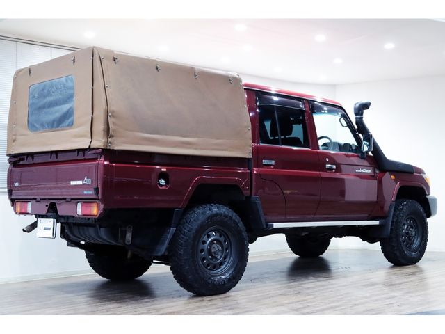 LANDCRUISER PICKUP