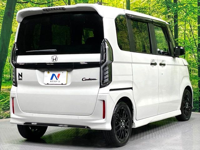 N-BOX CUSTOM