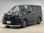 VOXY HYBRID