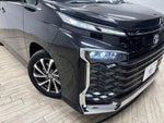 VOXY HYBRID