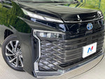 VOXY HYBRID