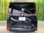 VOXY HYBRID