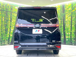 VOXY HYBRID