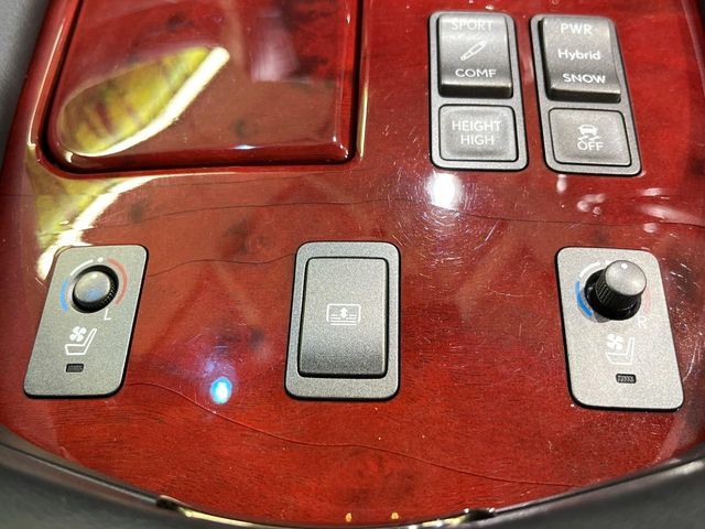 LEXUS LS600h