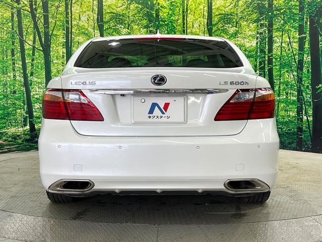 LEXUS LS600h