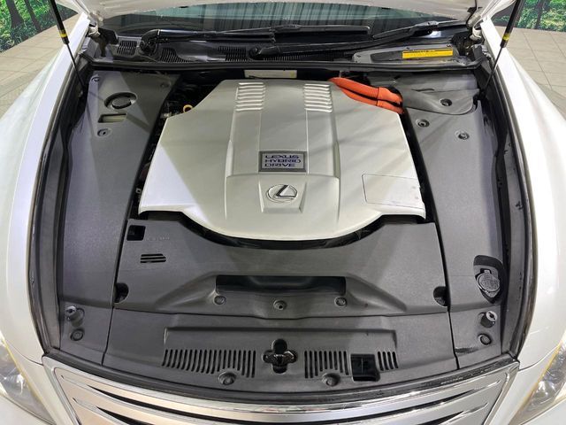 LEXUS LS600h