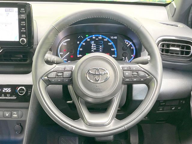 YARIS CROSS HYBRID