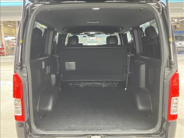 HIACE van 4WD