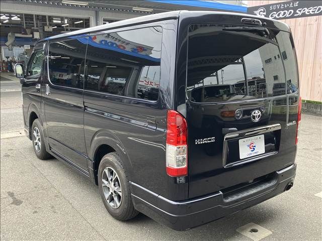 HIACE van 4WD