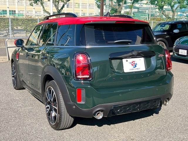 MINI CROSSOVER