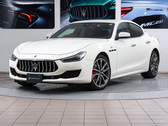 MASERATI GHIBLI Sedan