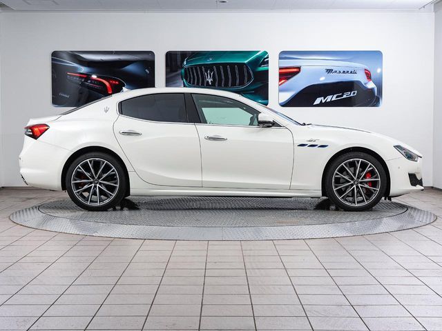 MASERATI GHIBLI Sedan