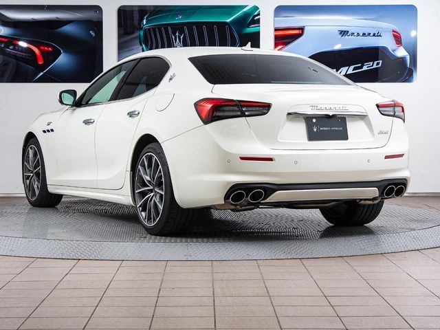 MASERATI GHIBLI Sedan