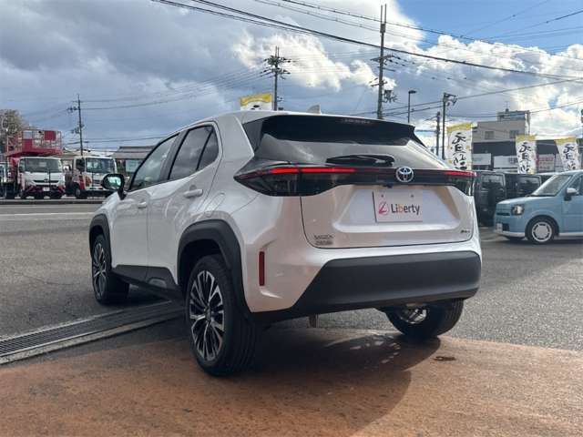 YARIS CROSS HYBRID