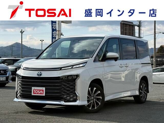 VOXY HYBRID 4WD