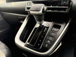 VOXY HYBRID 4WD