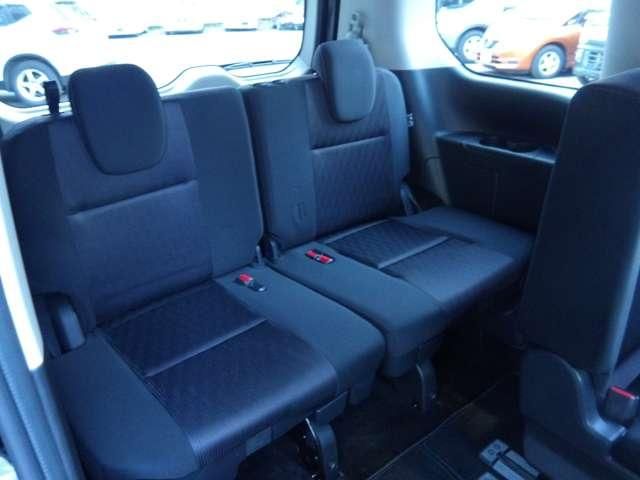SERENA  S-HYBRID 4WD